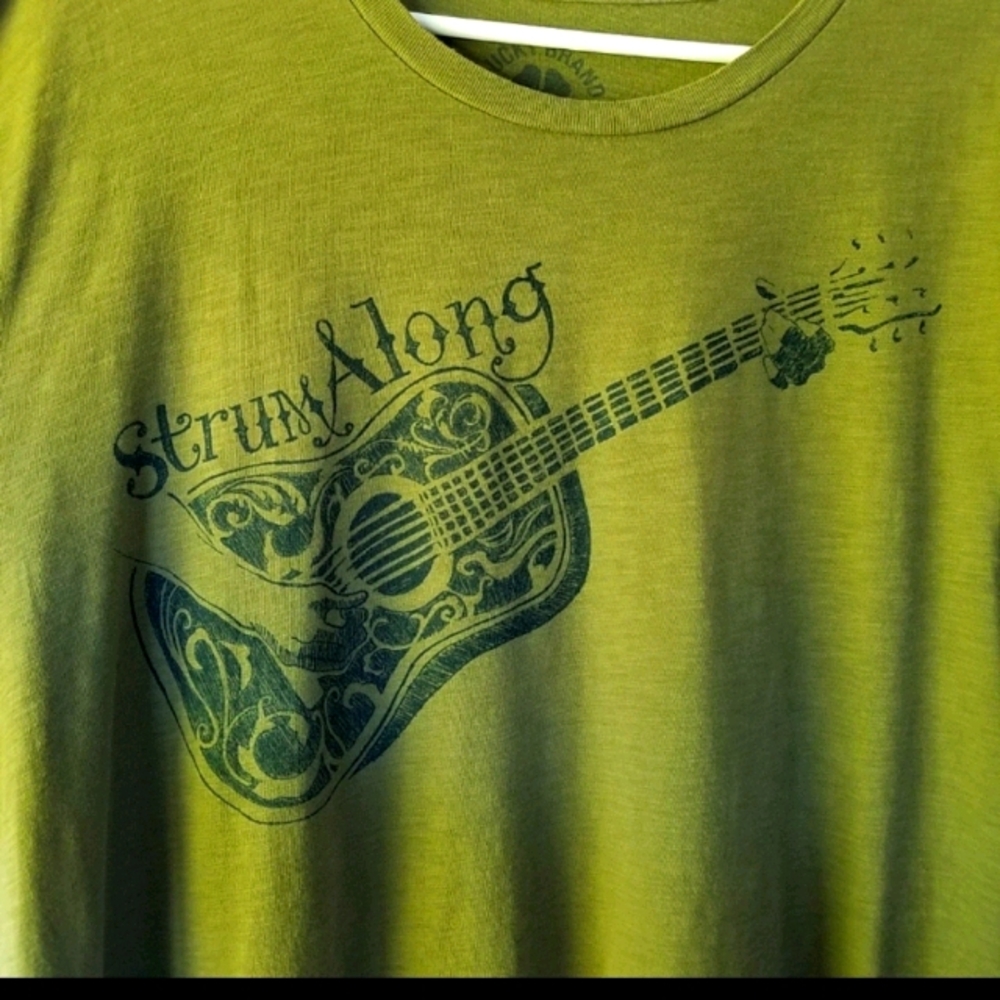 Lucky Brand Guitar Strum Along Tree of Life XL Tee